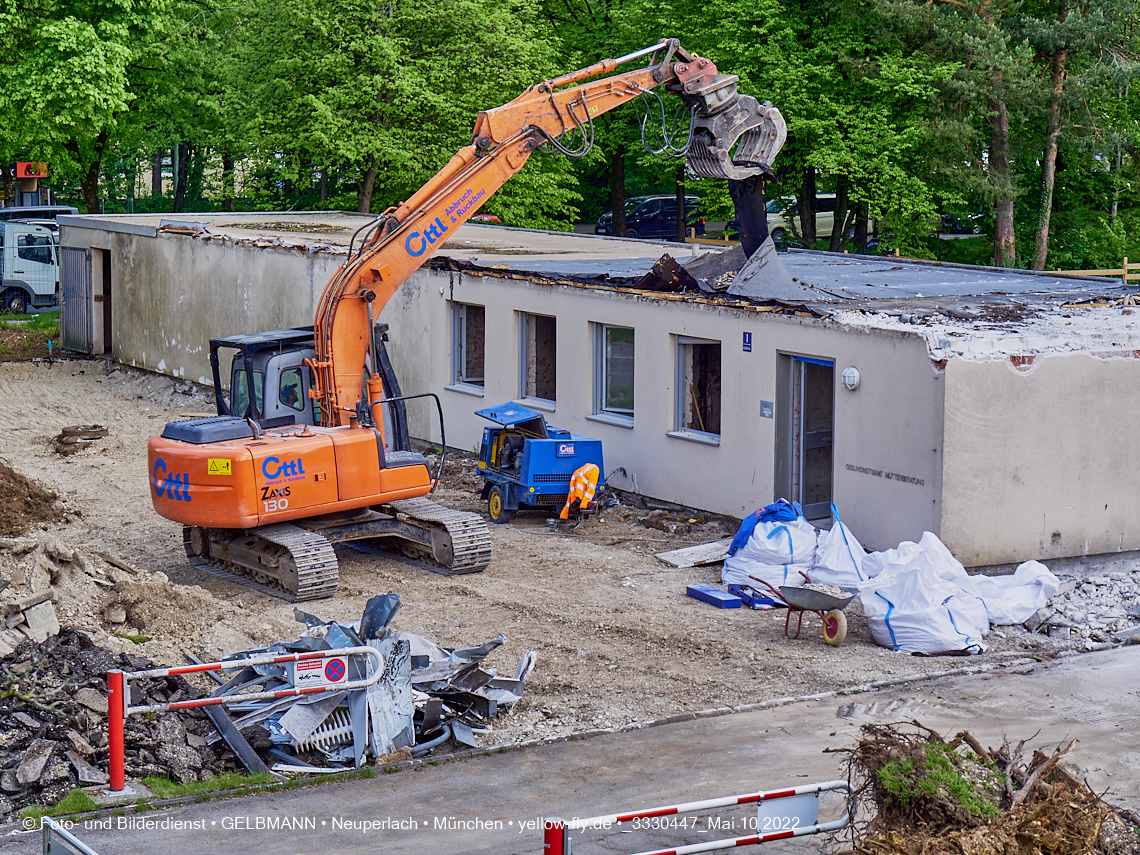 10.05.2022 - Baustelle am Haus für Kinder in Neuperlach